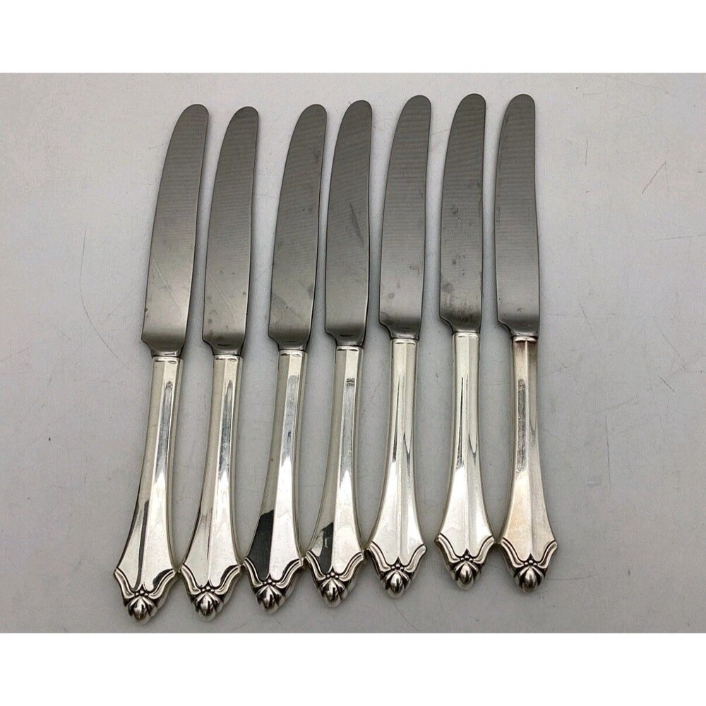 Set 7 Oneida Community  Belcourt Silverplate Butter Knives